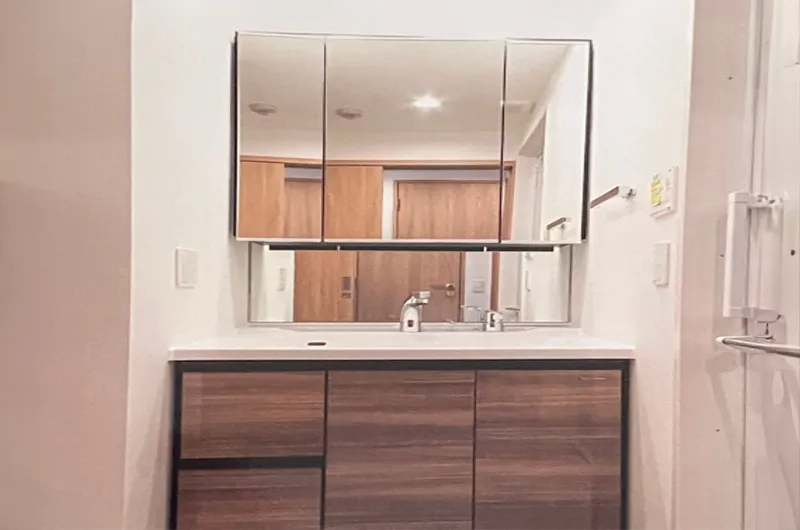 サンクレイドル弘明寺洗面室	