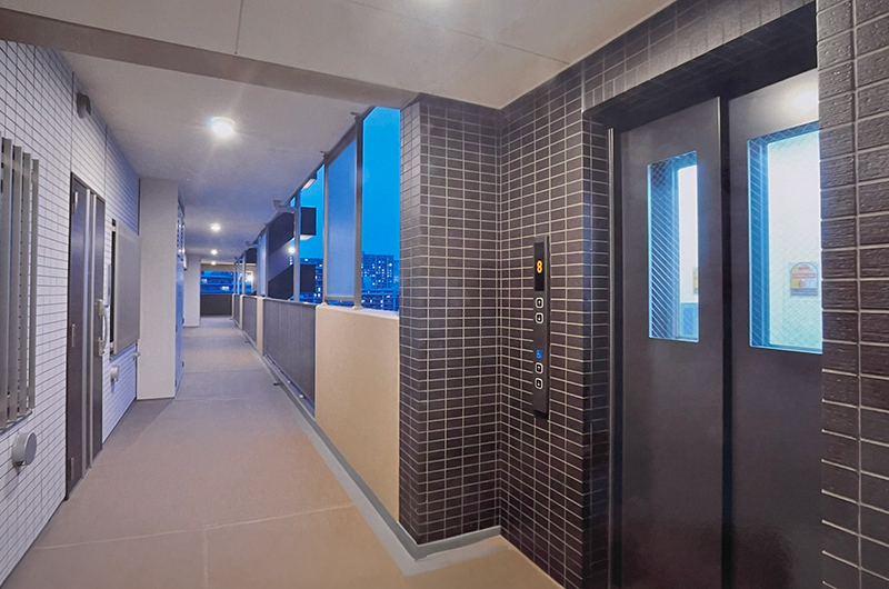 サンクレイドル千葉県庁前共用廊下