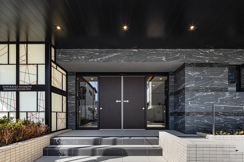 サンクレイドル前橋駅前東 公園 エントランス