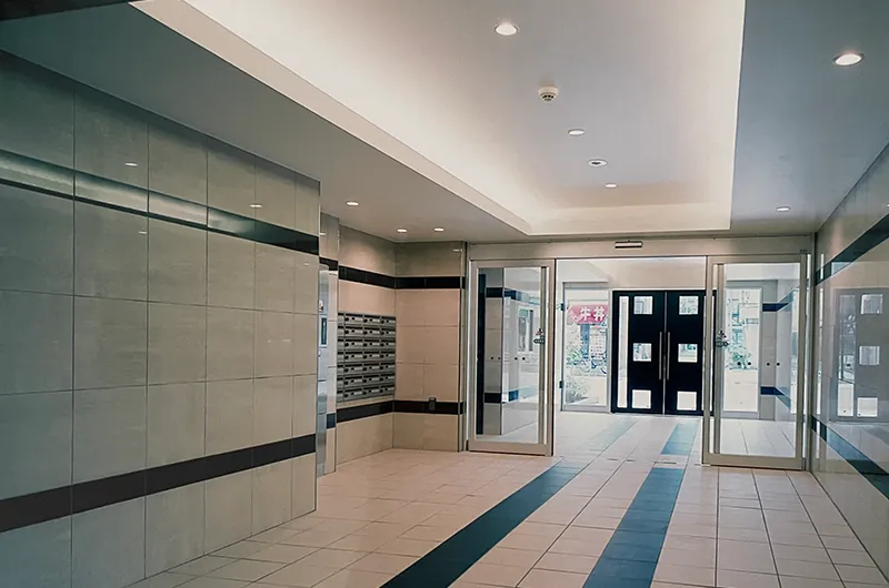 サンクレイドル本牧エントランス